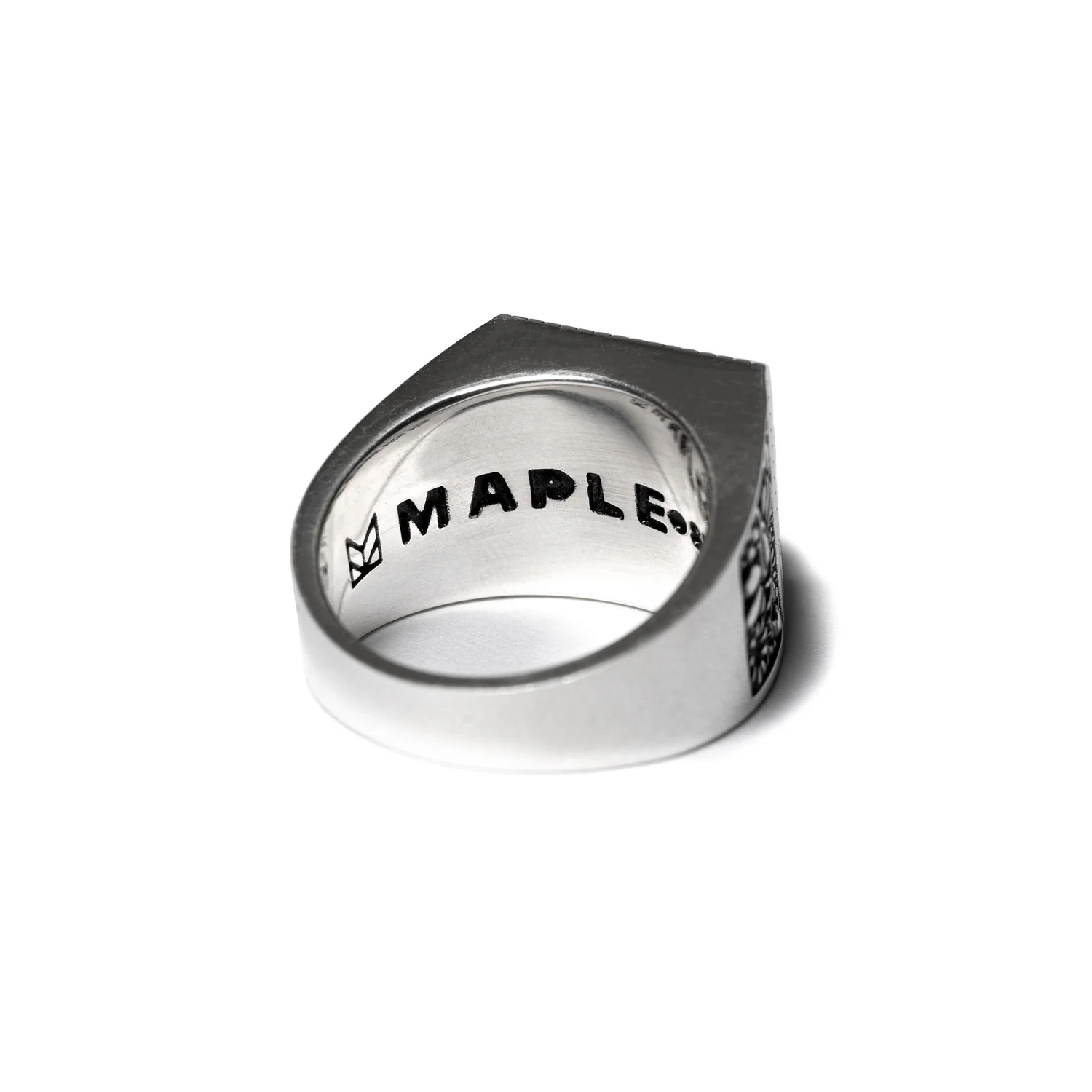 Buick Ring (Silver 925/Red Garnet) - Image 4